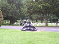 A pile of canon balls marks the commander's position during the battle.